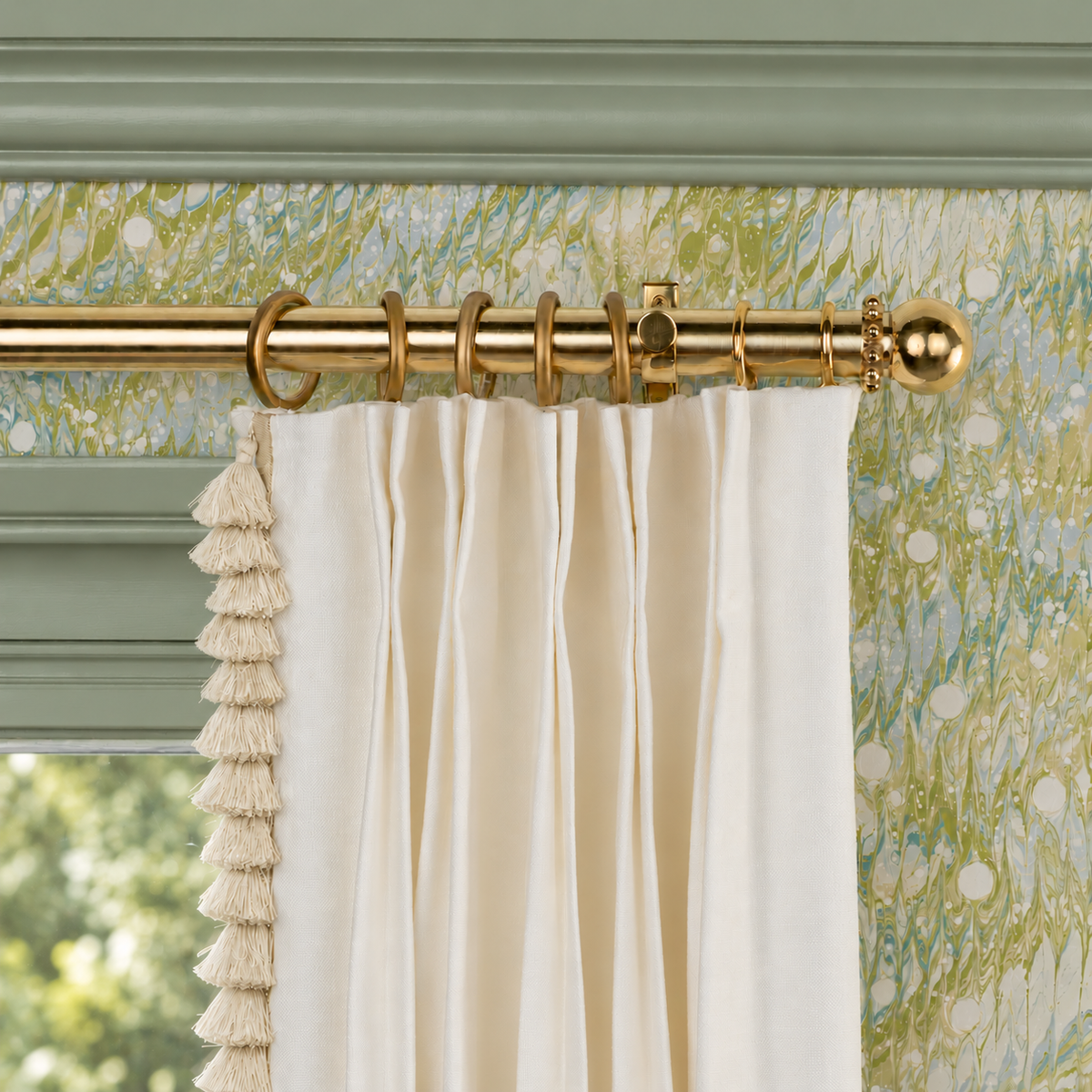How to Select Curtain Hardware Tailored to Your Style