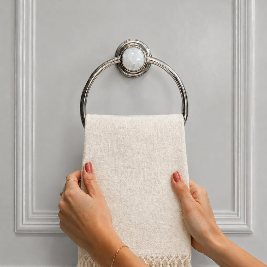 Lane Bath Hardware