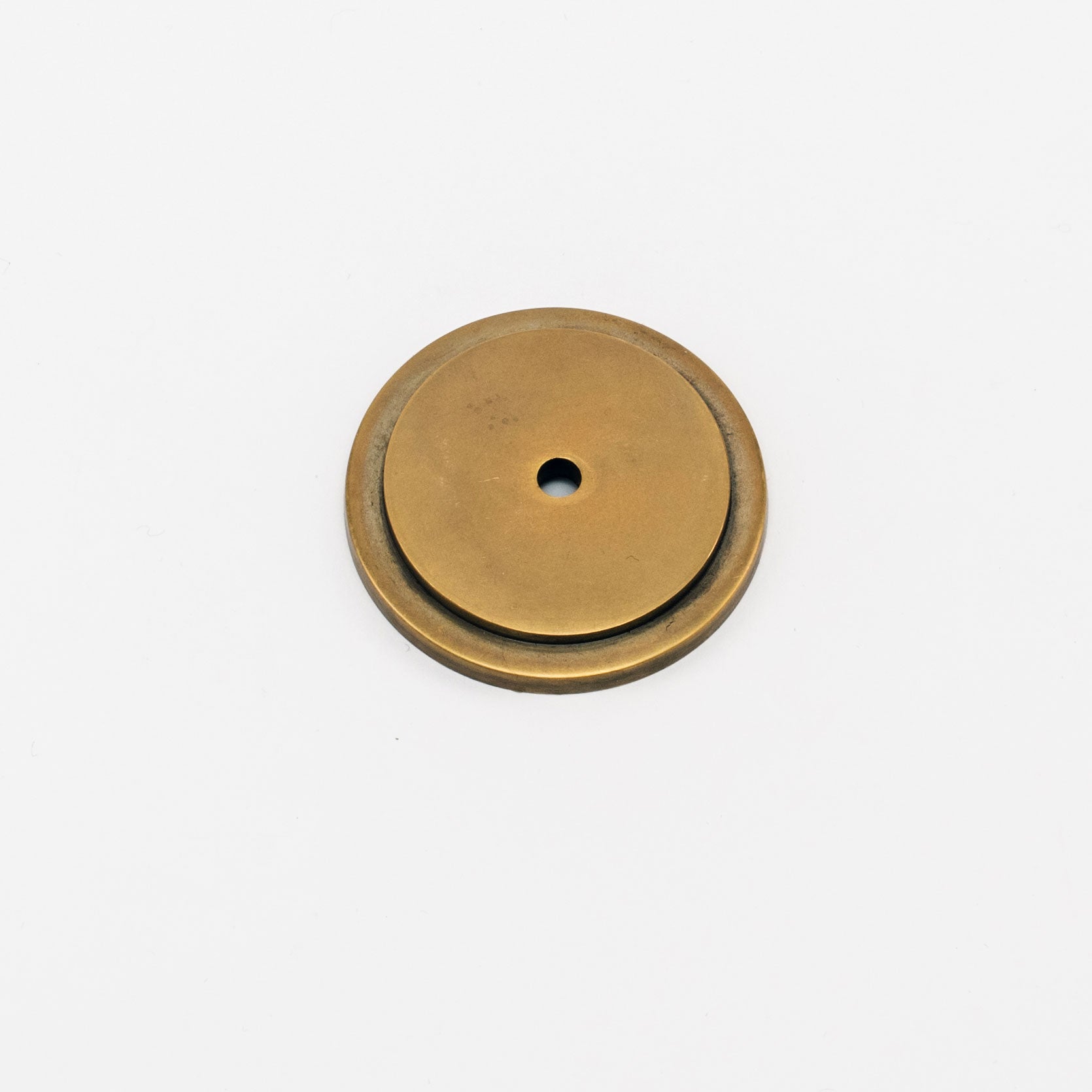 Cosmos 1.60" (41mm) Round Backplate - Burnished Brass