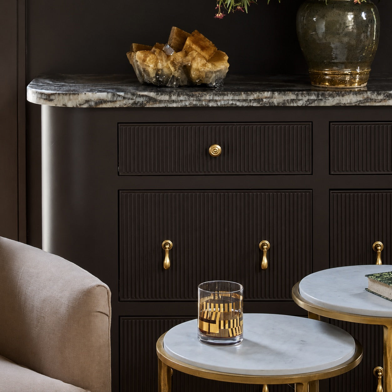 Valencia 3" Drop Pull - Polished Brass