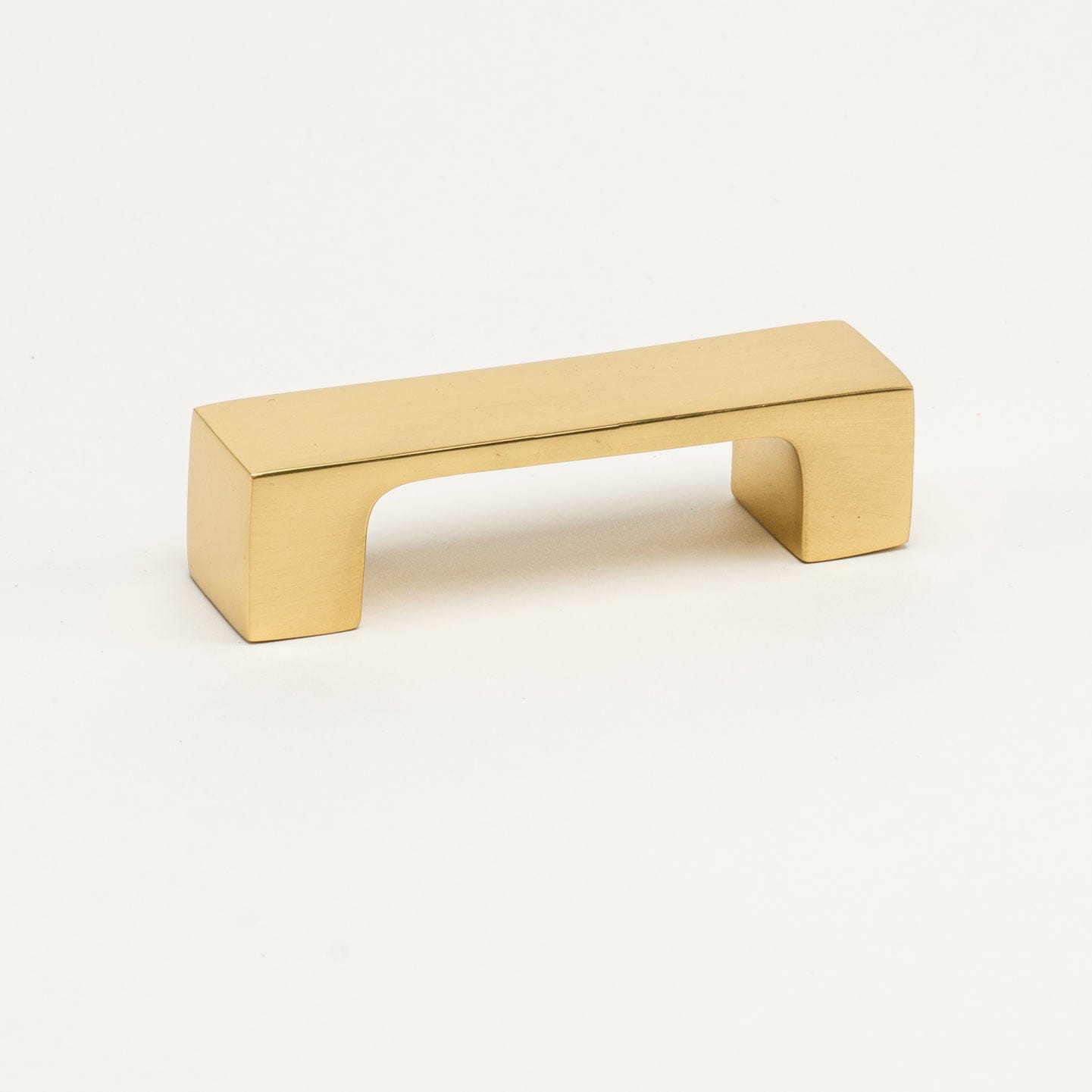 Workhorse Bar Pull - Polished Brass