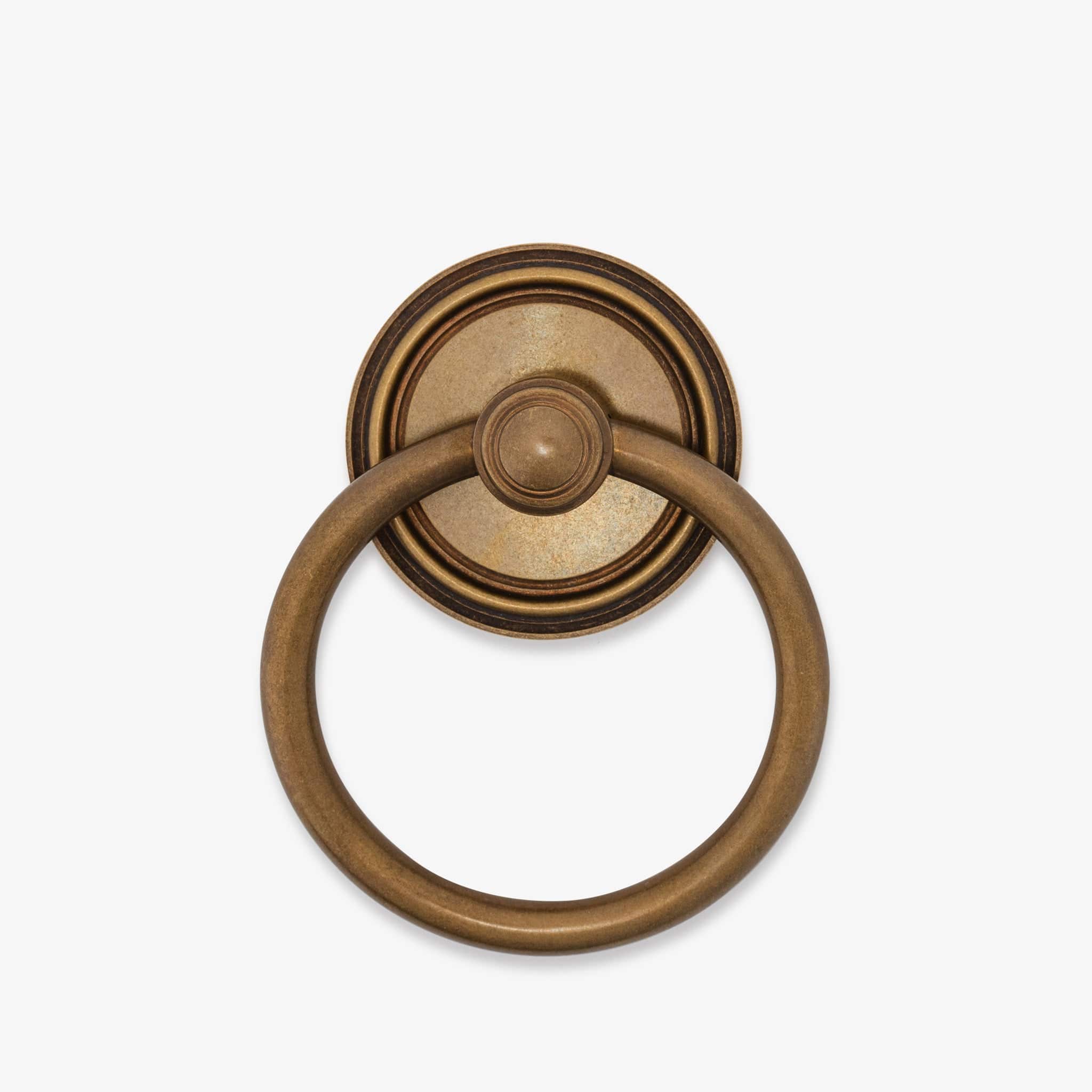 Roanoke 2.75" Ring Pull w/ Roanoke 2.25" Backplate