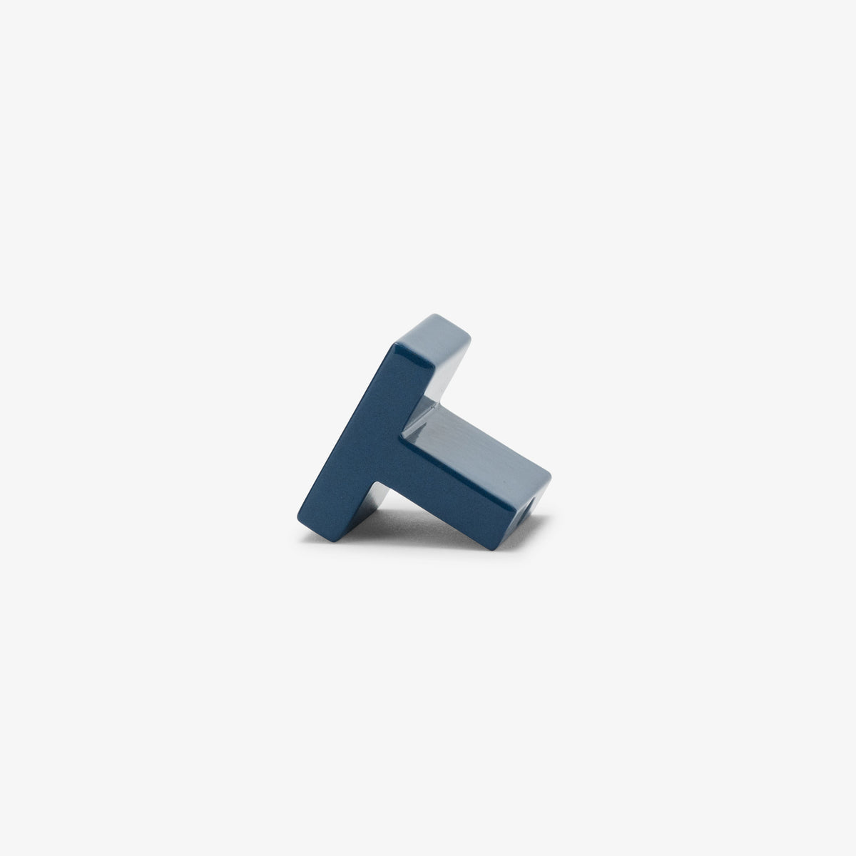 New Castle 1.25" Knob - Benjamin Moore#Color_Newburyport Blue