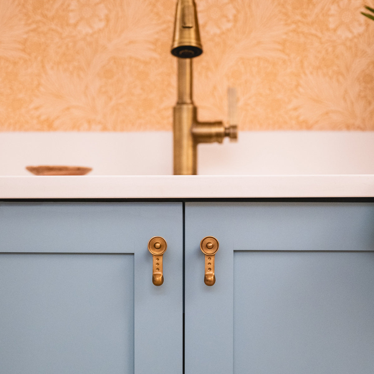 Amelia 2.50" Drop Pull - Burnished Brass
