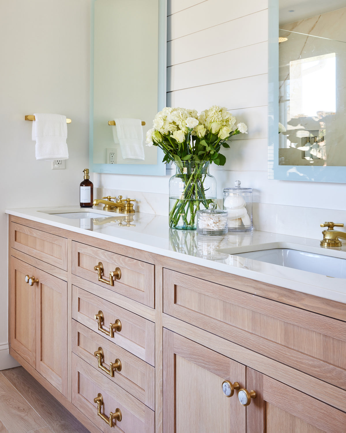 Decorative Hardware 101: Everything You Need to Know Before Buying
