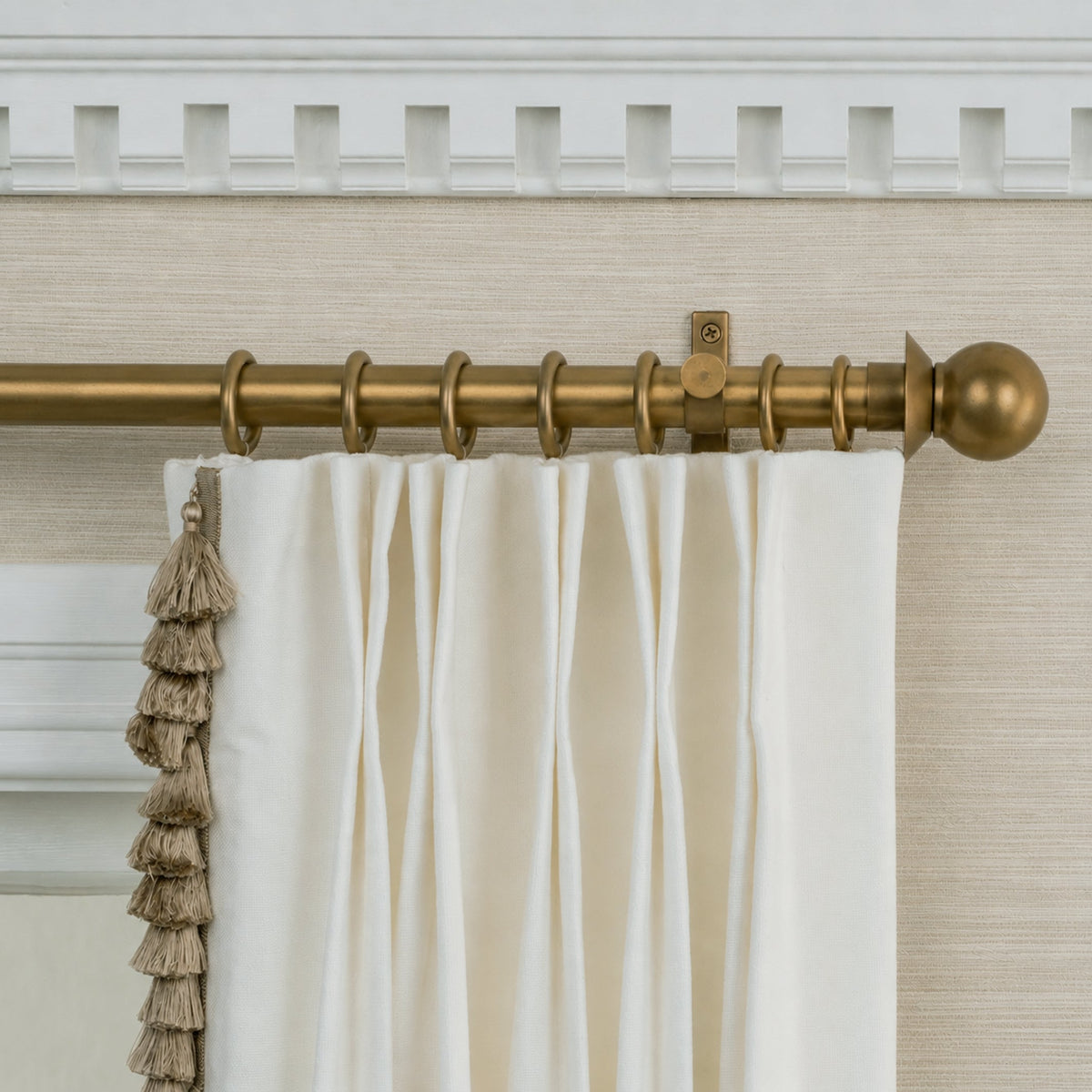 How to Measure For Curtain Rods