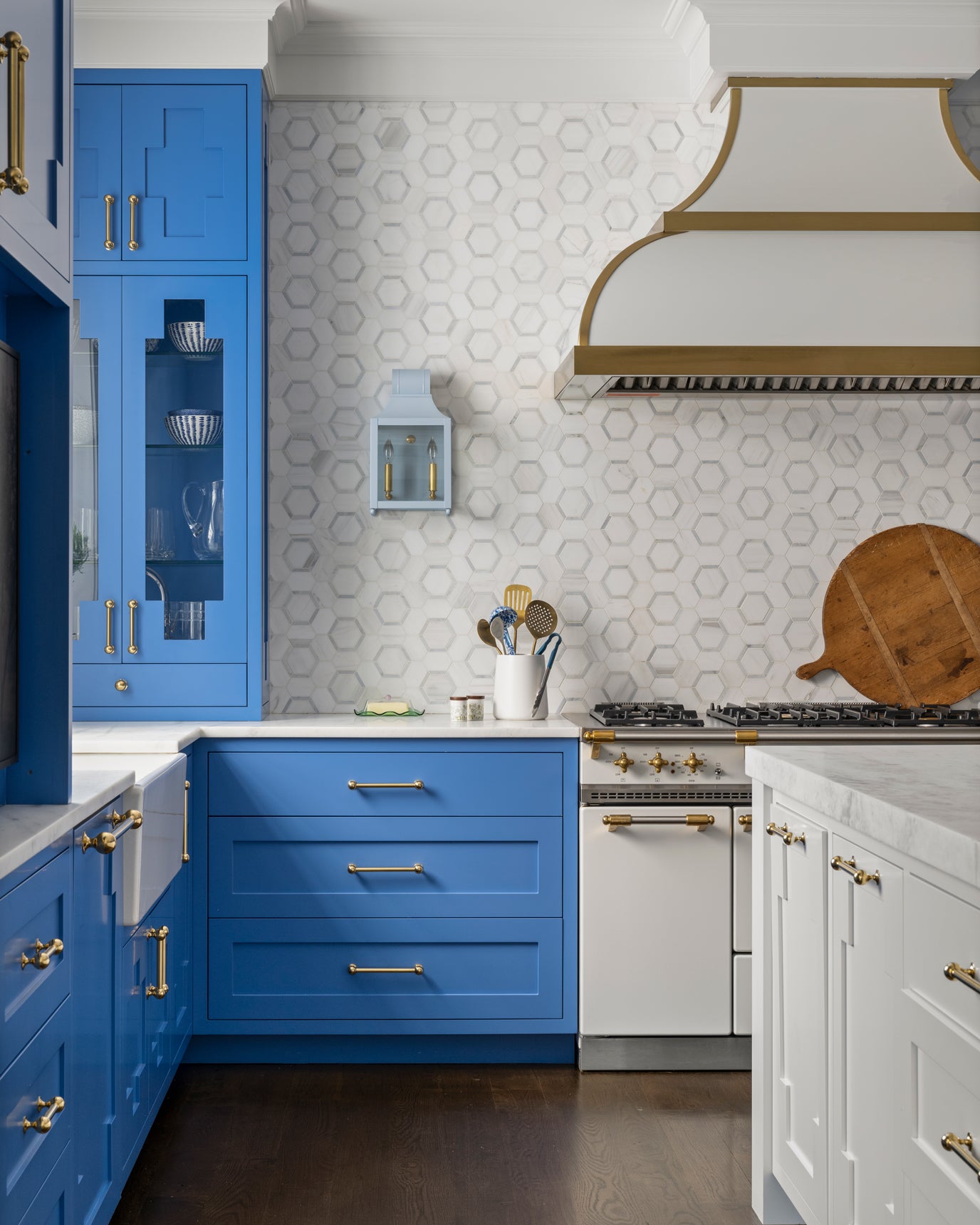 Vibrant Colors and Elegant Design: Inside a Stunning Home Renovation