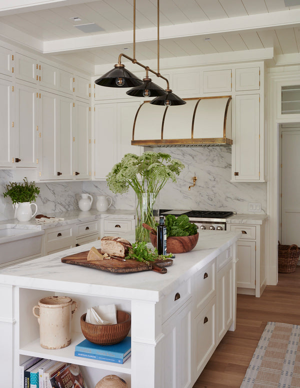 Best Brass Hardware & Cabinet Color Pairings for Timeless Interiors