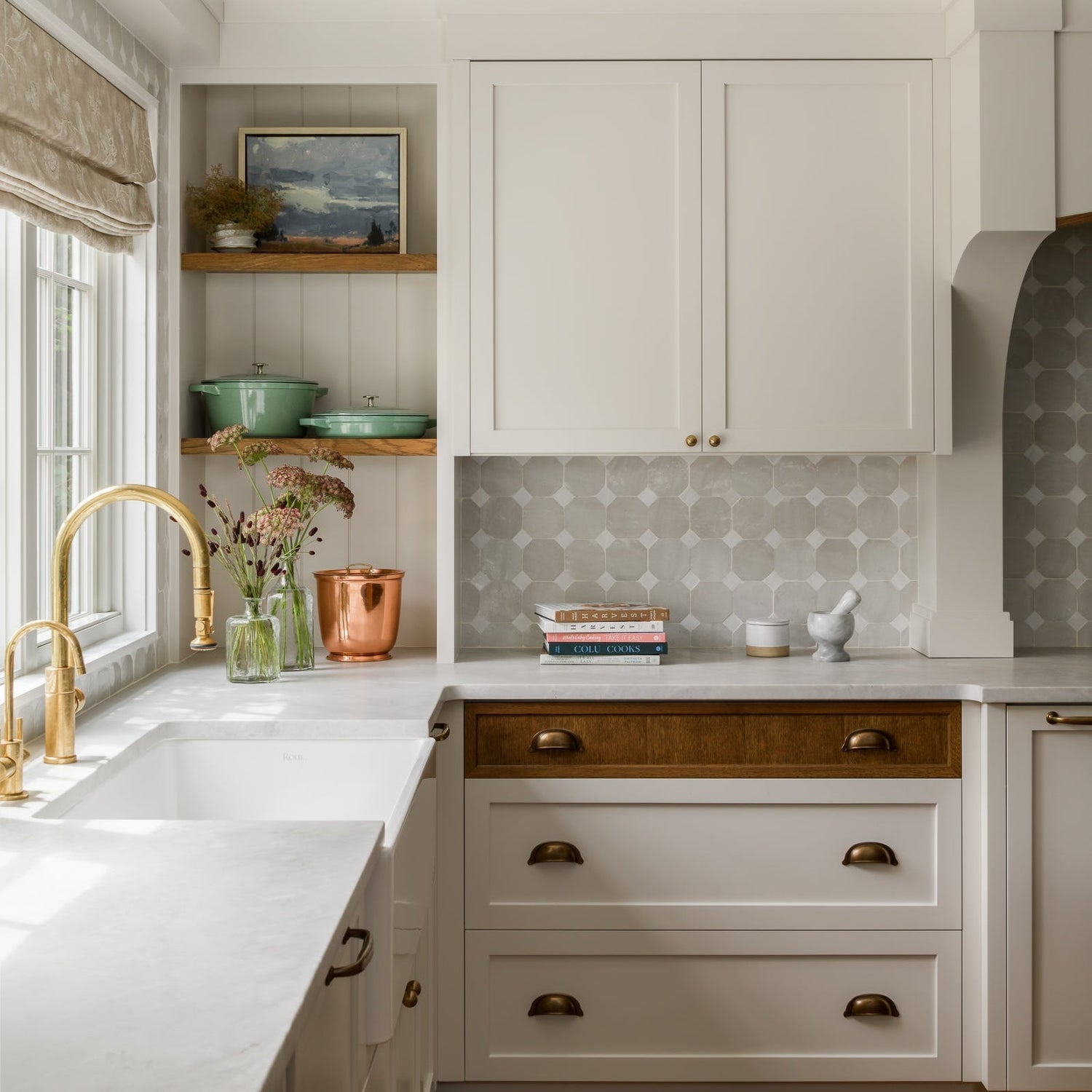 Ultimate Guide to Cabinet Pulls: Bar, Edge, Cup, and Beyond