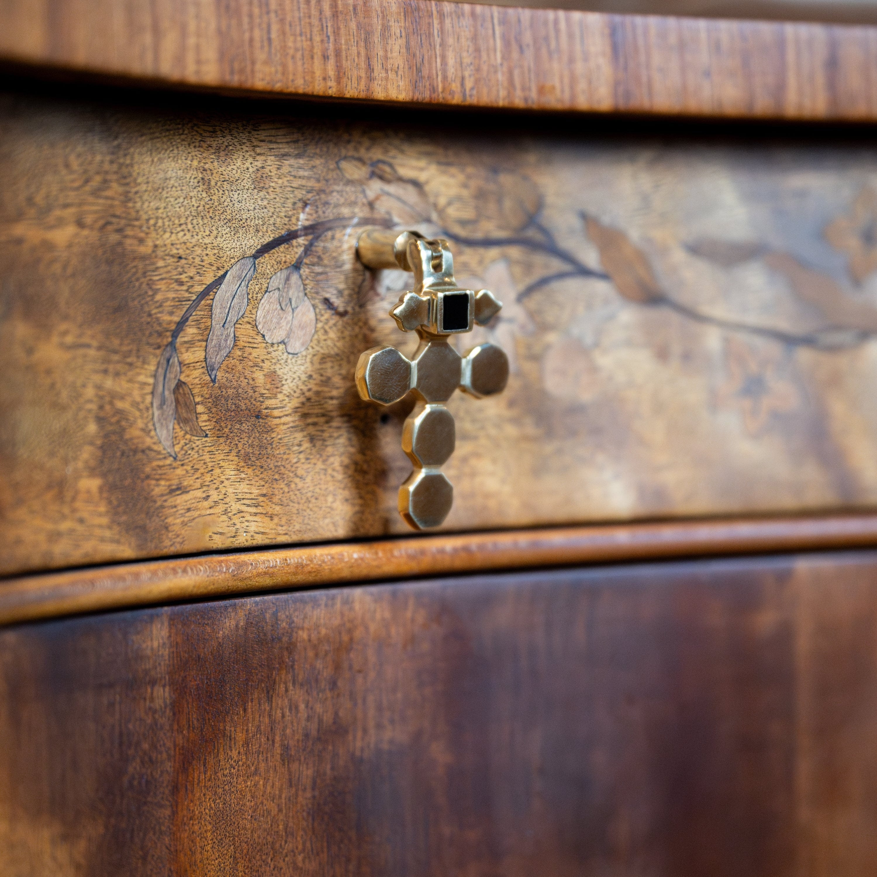 Coco 2" Drop Pull - Unlacquered Brass