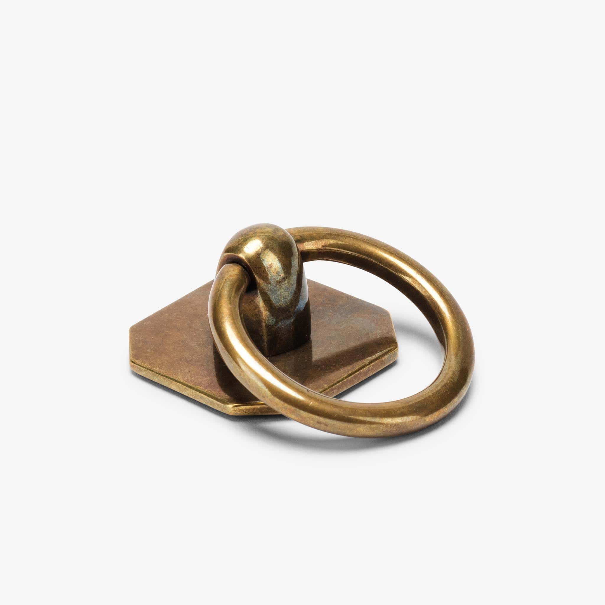 Monterey 1.50" Ring Pull - Burnished Brass