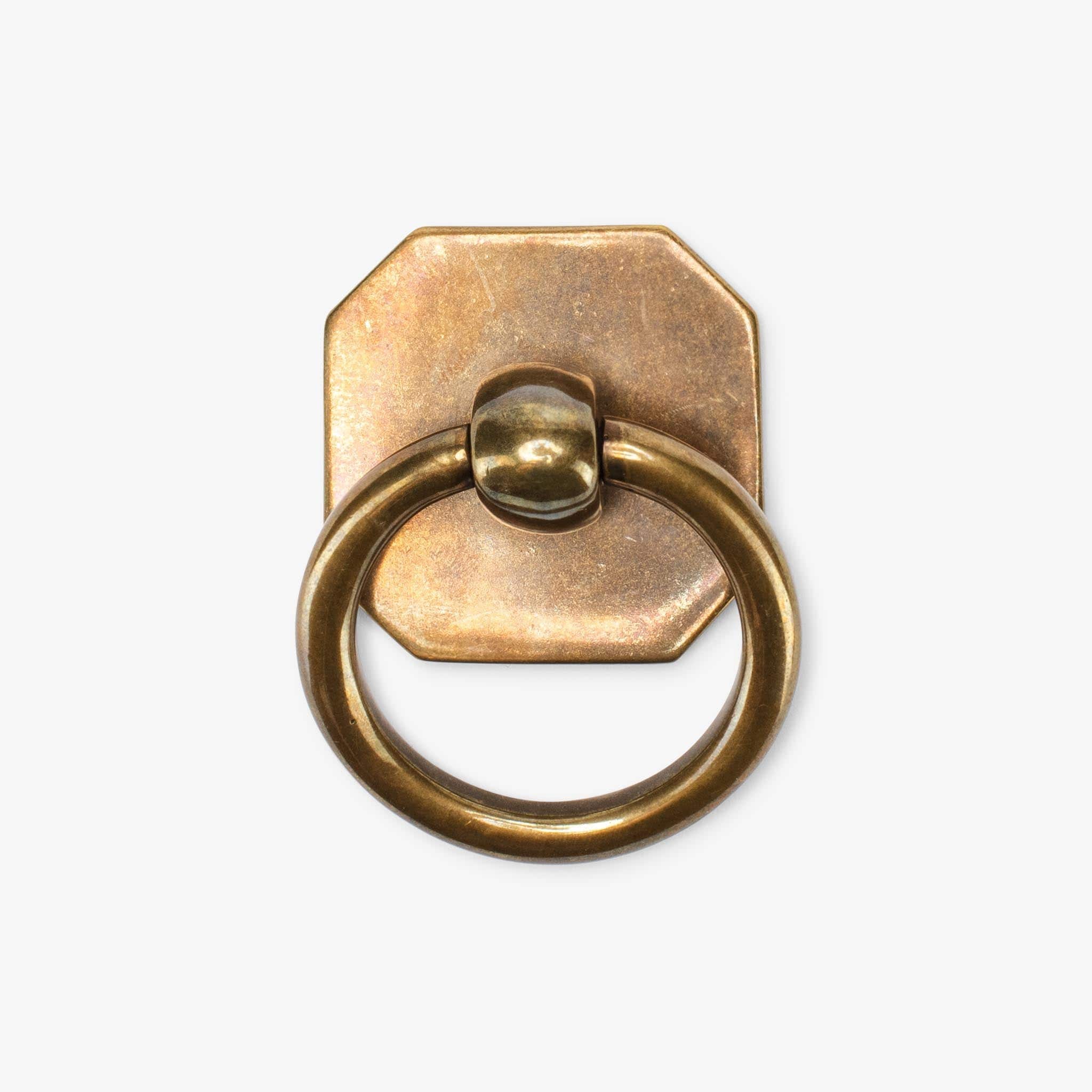 Monterey 1.50" Ring Pull - Burnished Brass