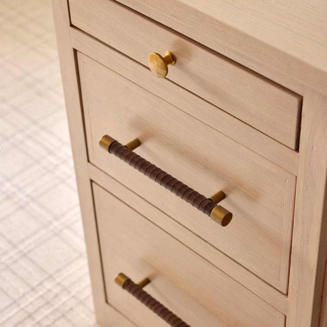 Lexington Wrapped Bar Pull (6" c-c) - Burnished Brass - Espresso