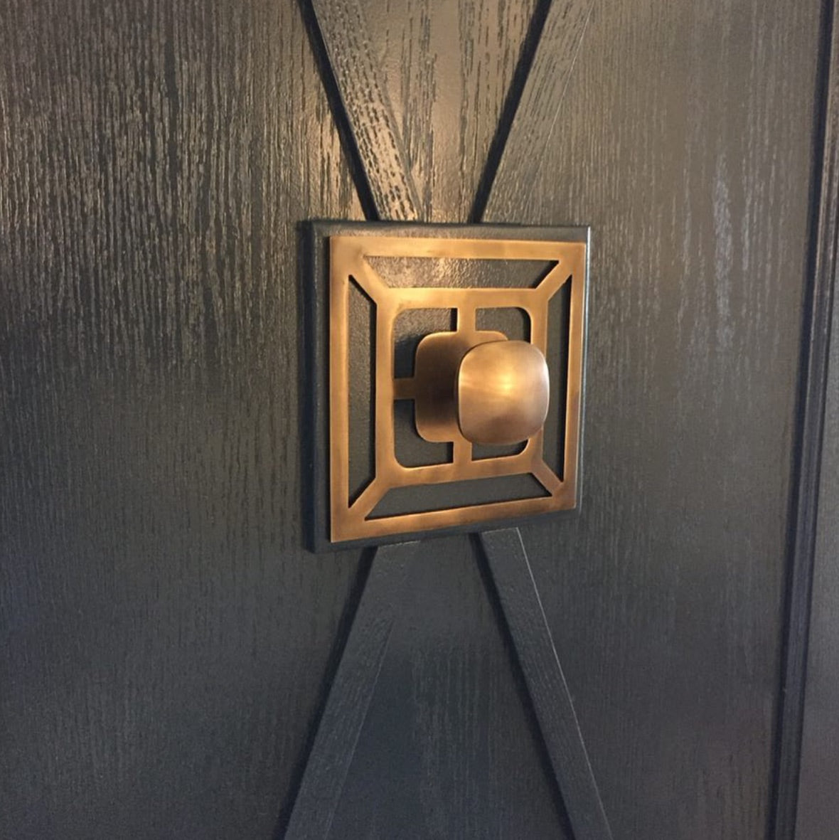 Benson 1.75" Solid Brass Knob w/ Benson 5" Backplate