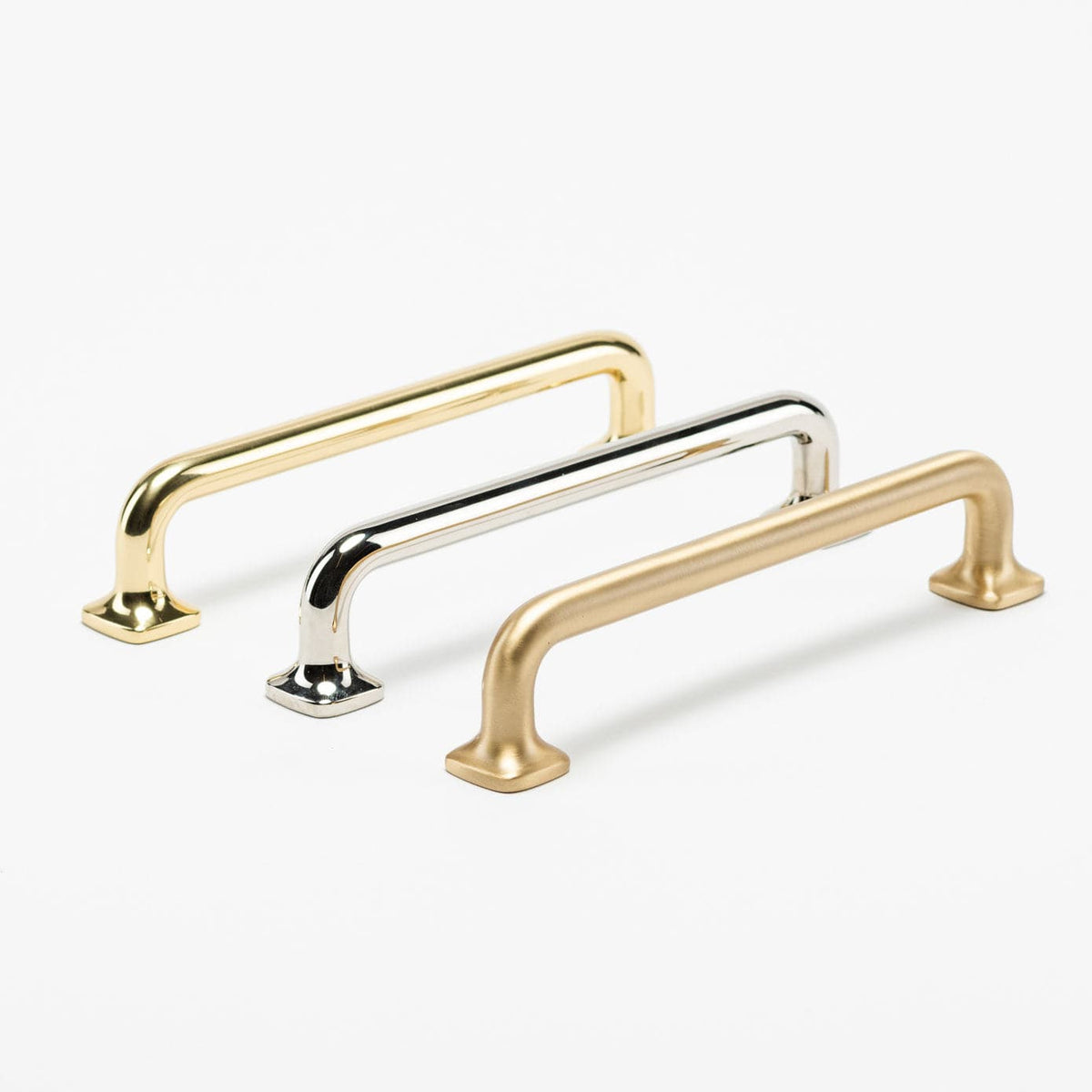 Benson Pull (6" c-c) - Satin Brass Matte