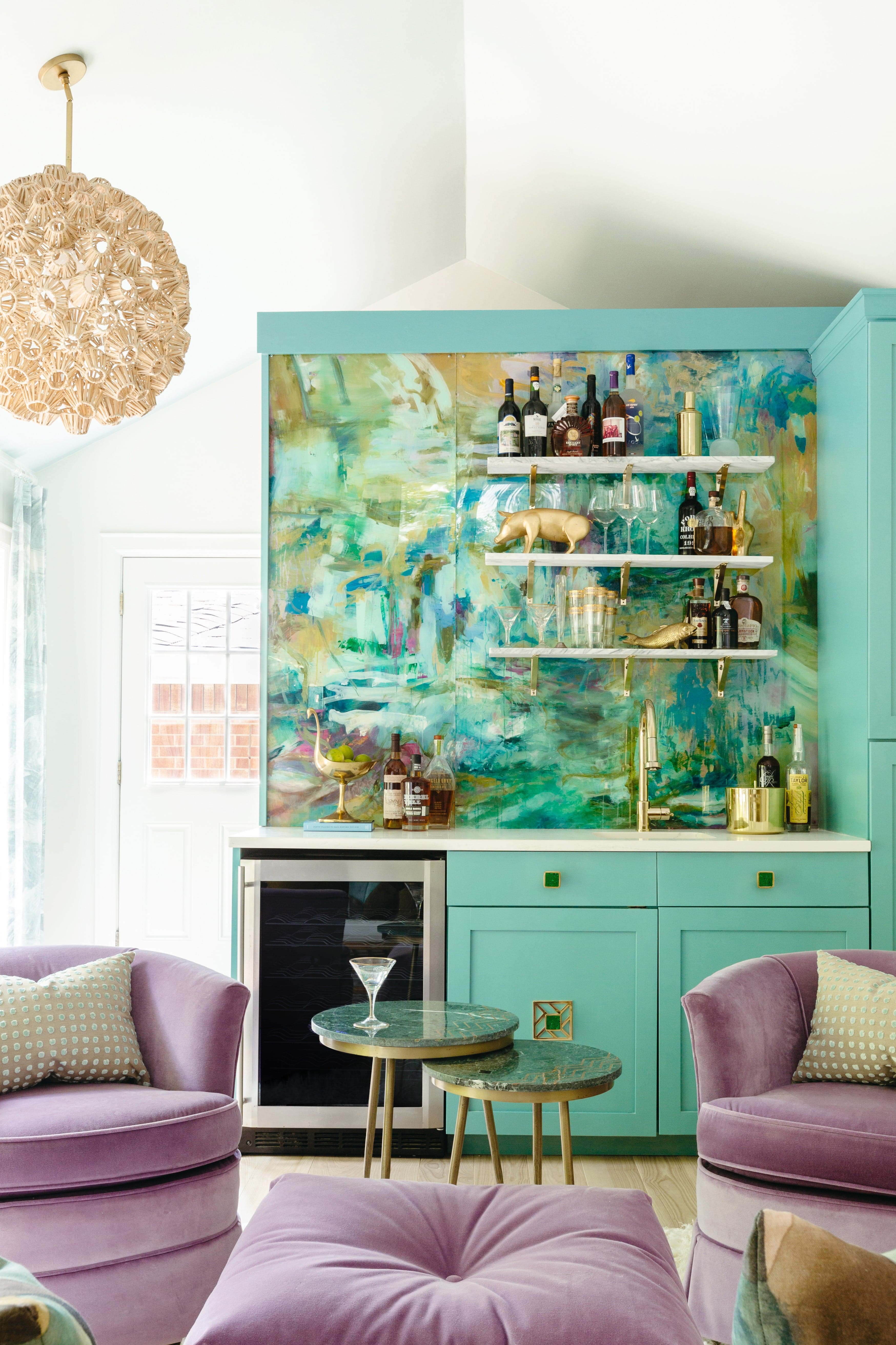 How to Use Decorative Hardware to Complement Any Colorful Decor