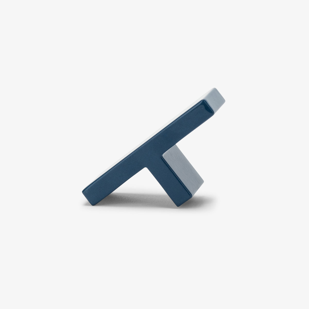 New Castle 2.50" T Pull - Benjamin Moore#Color_Newburyport Blue