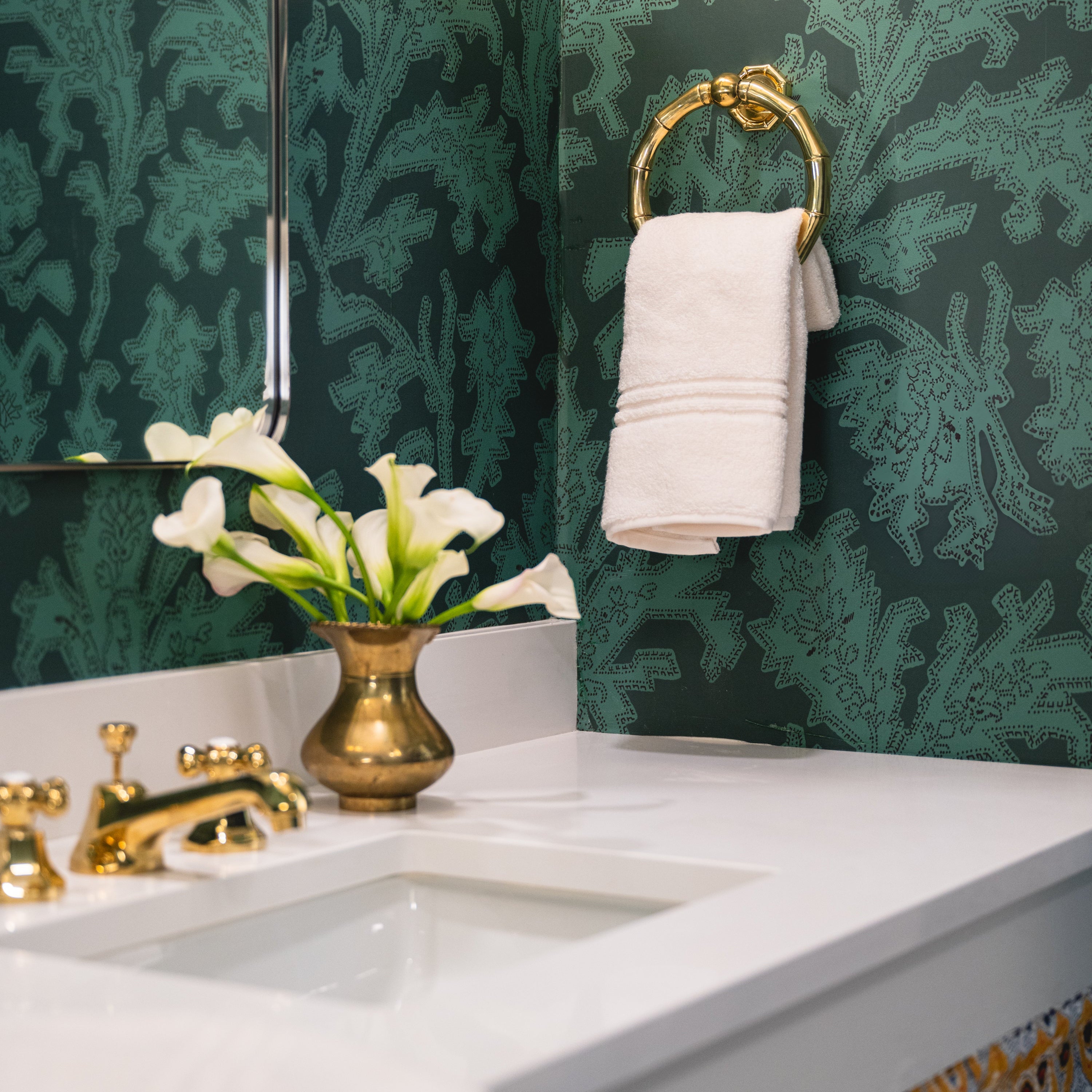 bathroom-accessories