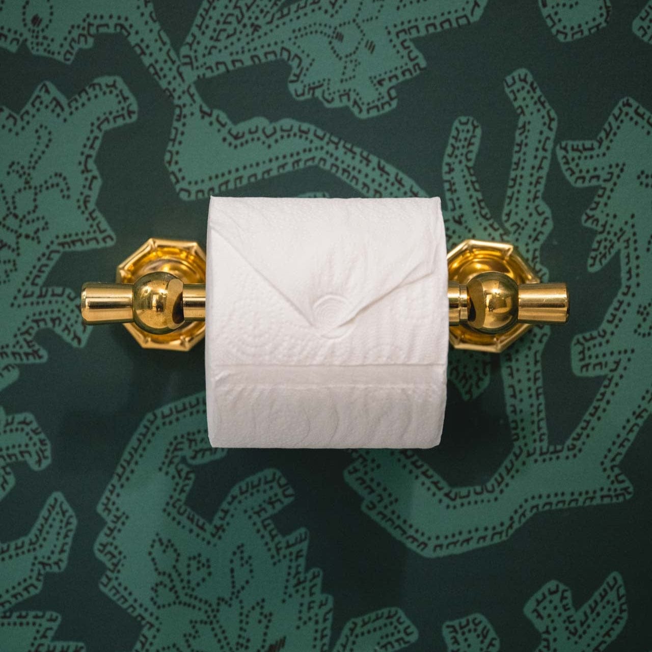 Bamboo Tissue Holder
