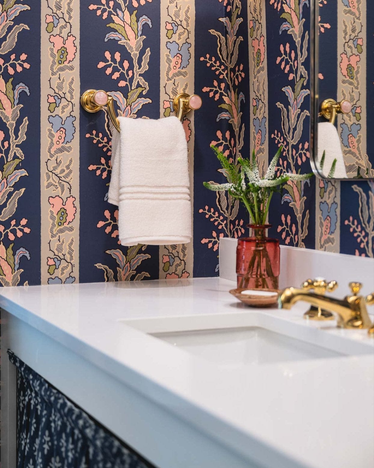 bathroom-hardware-trends