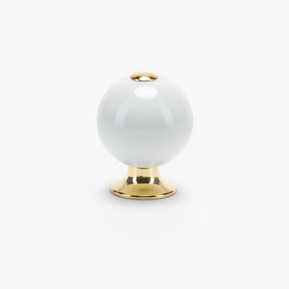 chloe-fineman