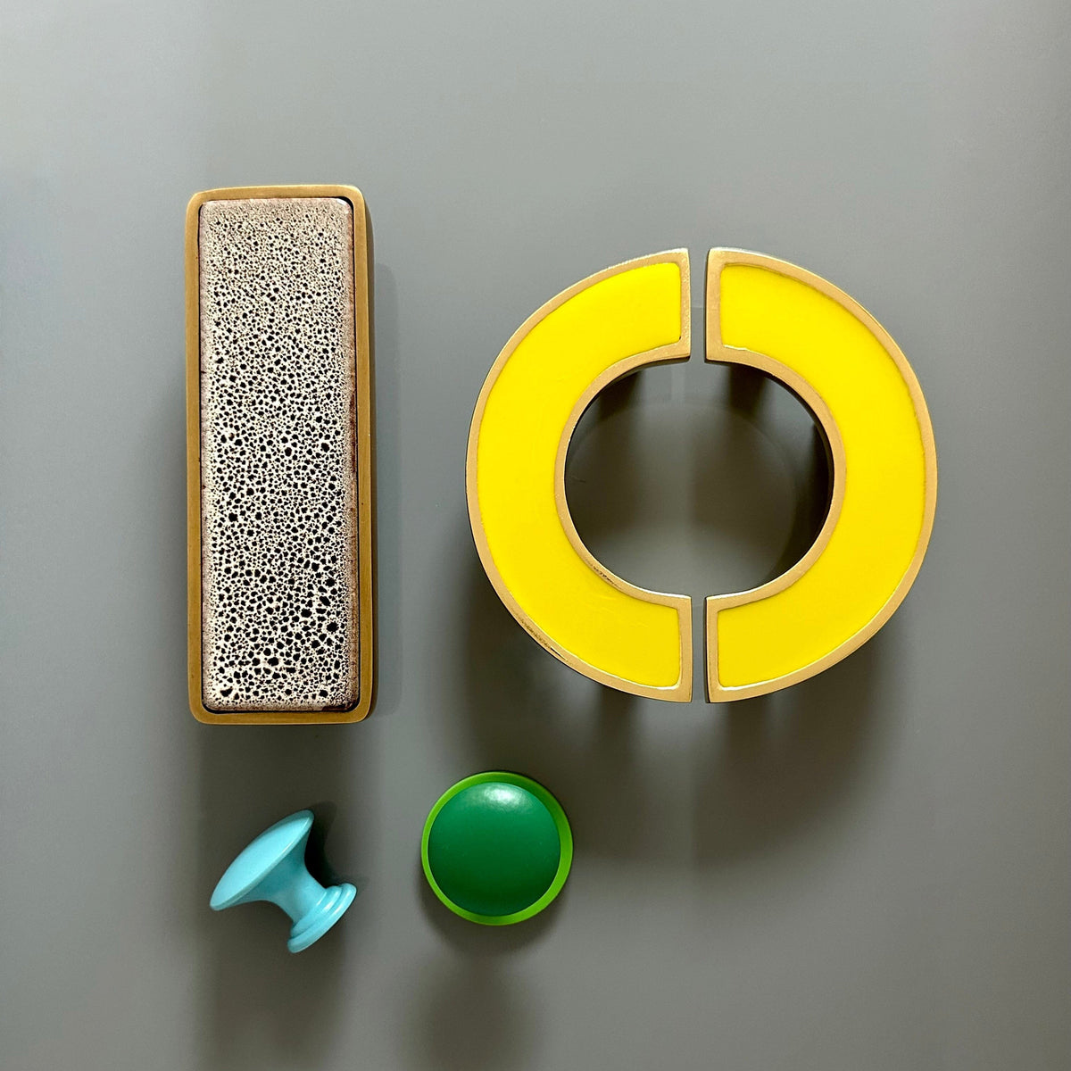 O Enamel Pull Set (3" c-c) - Flamingo#Color_Daffodil