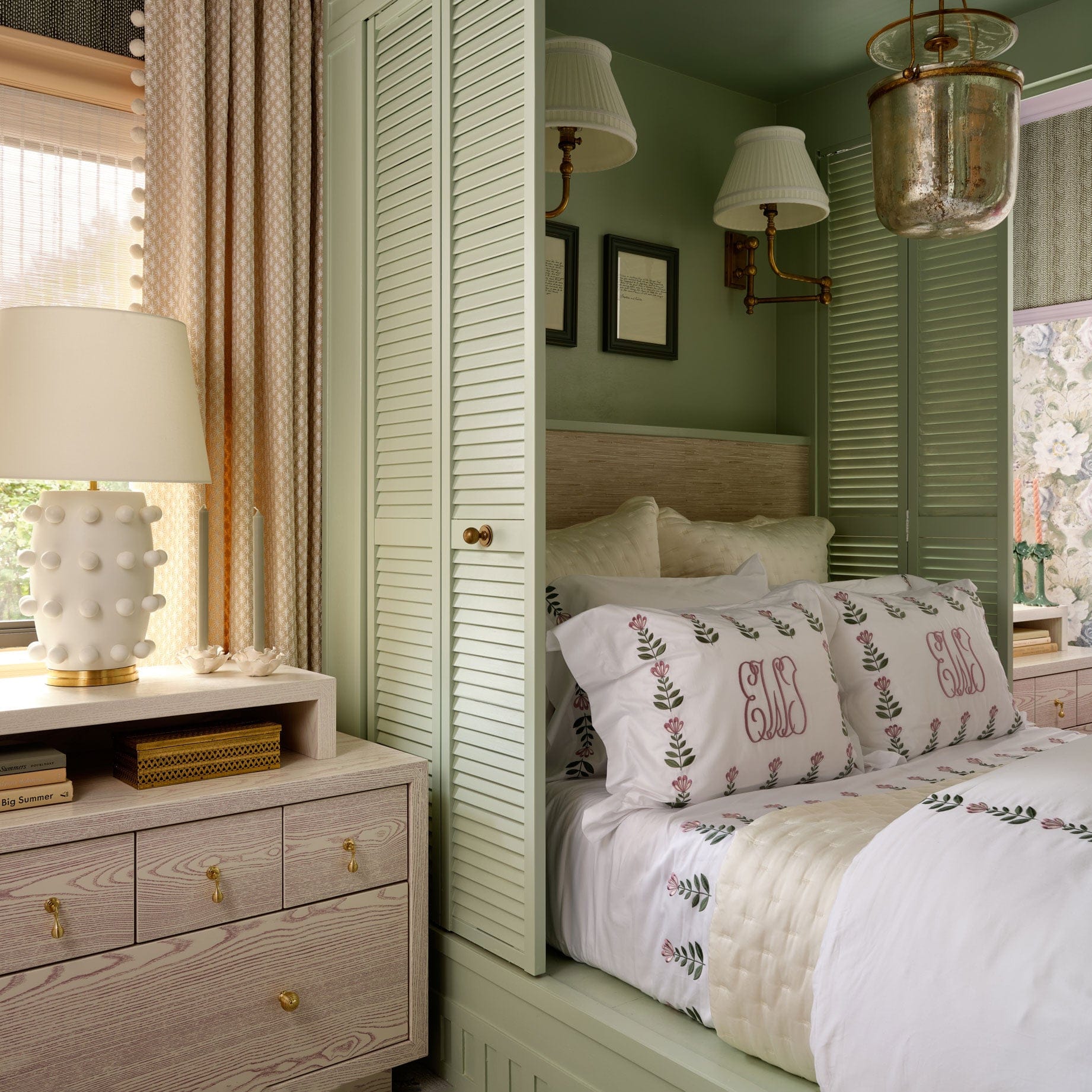 Be Our Guest: A Fairytale Bedroom at Kips Bay Palm Beach