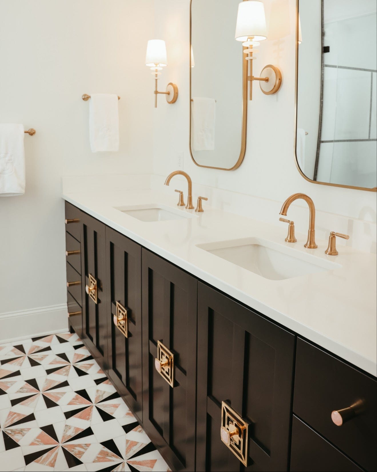 Interior by House of Birdie Interiors. Photography by Kaitlin Gooding