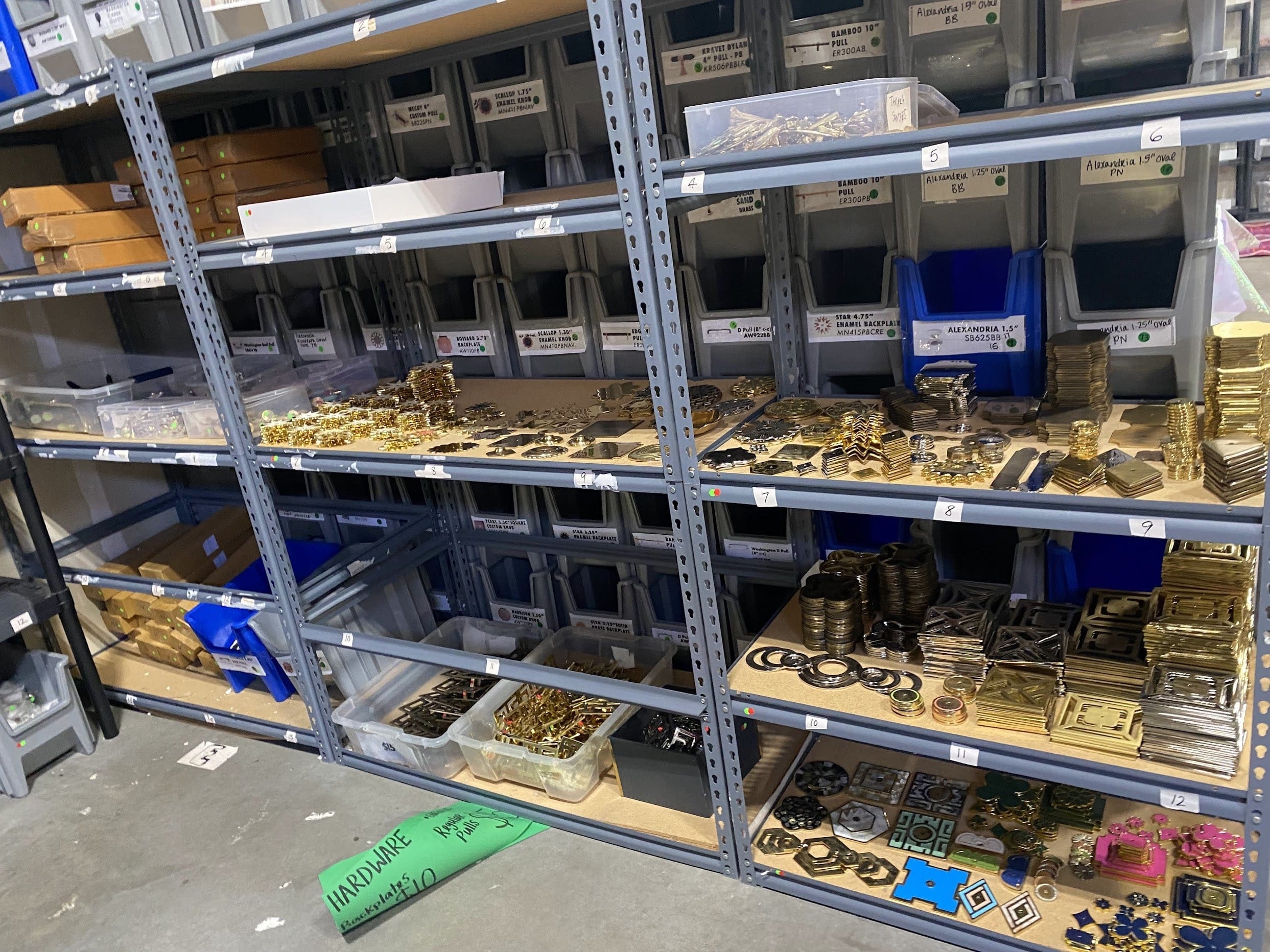 warehouse-sale-2025