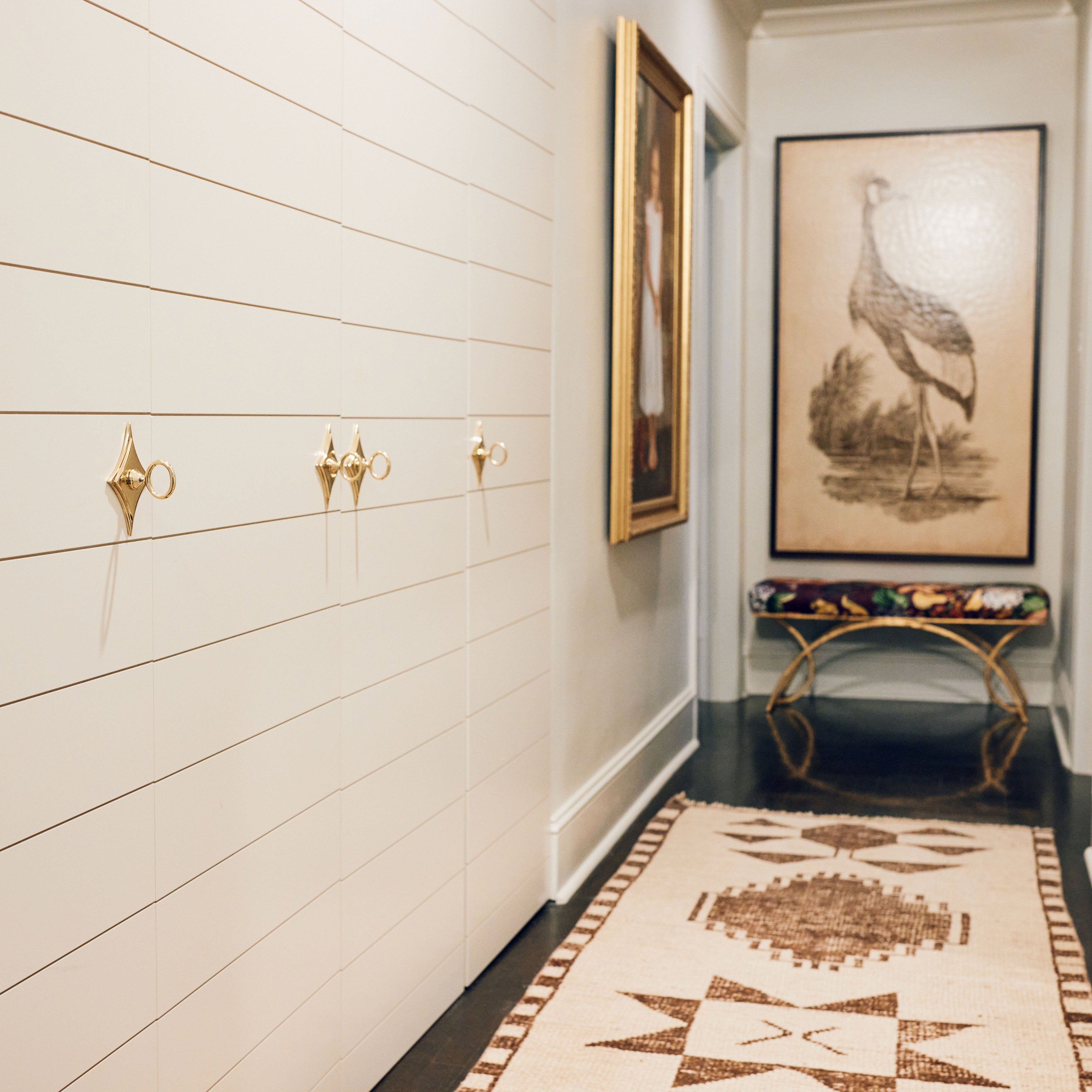 Small Mudroom Ideas: Compact Bench Solutions