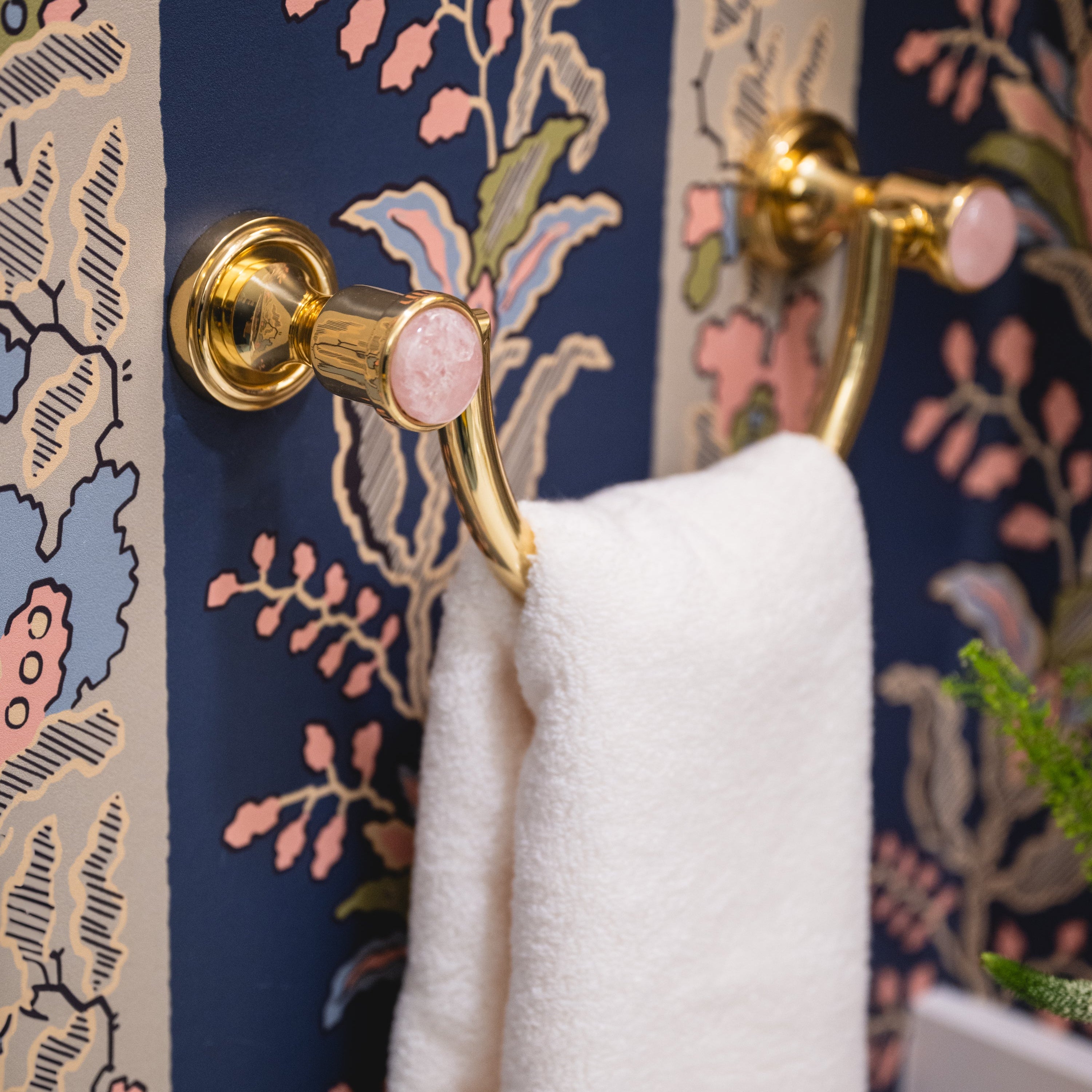 bathroom-hardware-trends