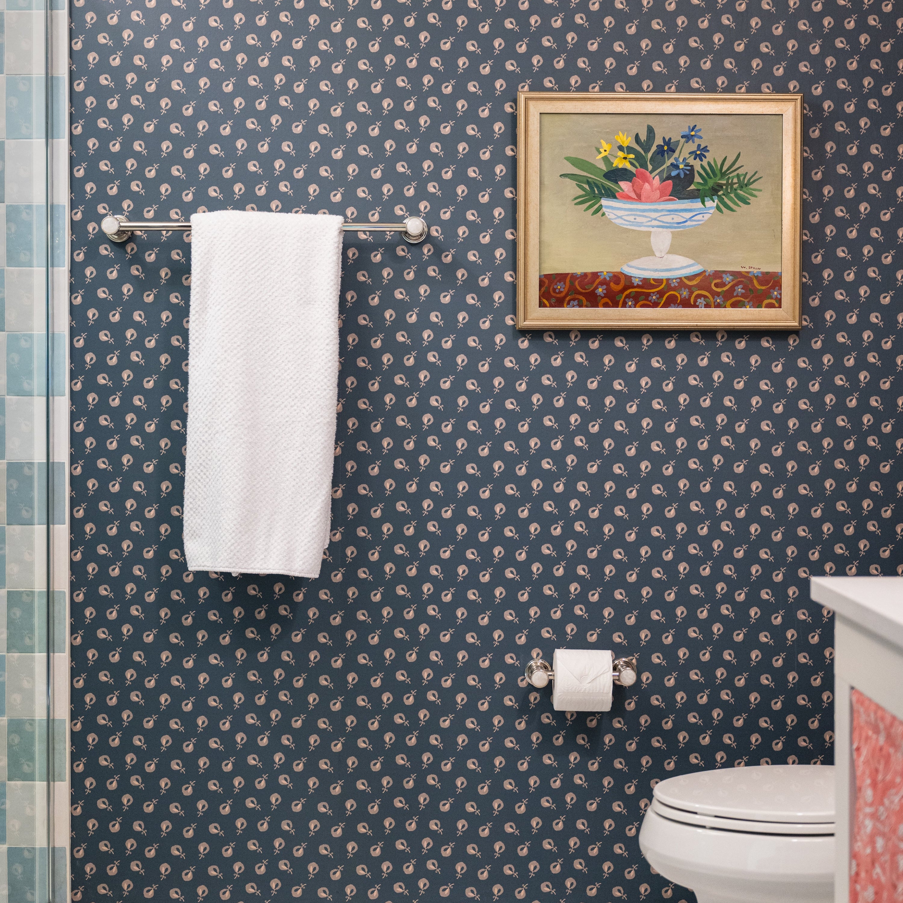 bathroom-accessories
