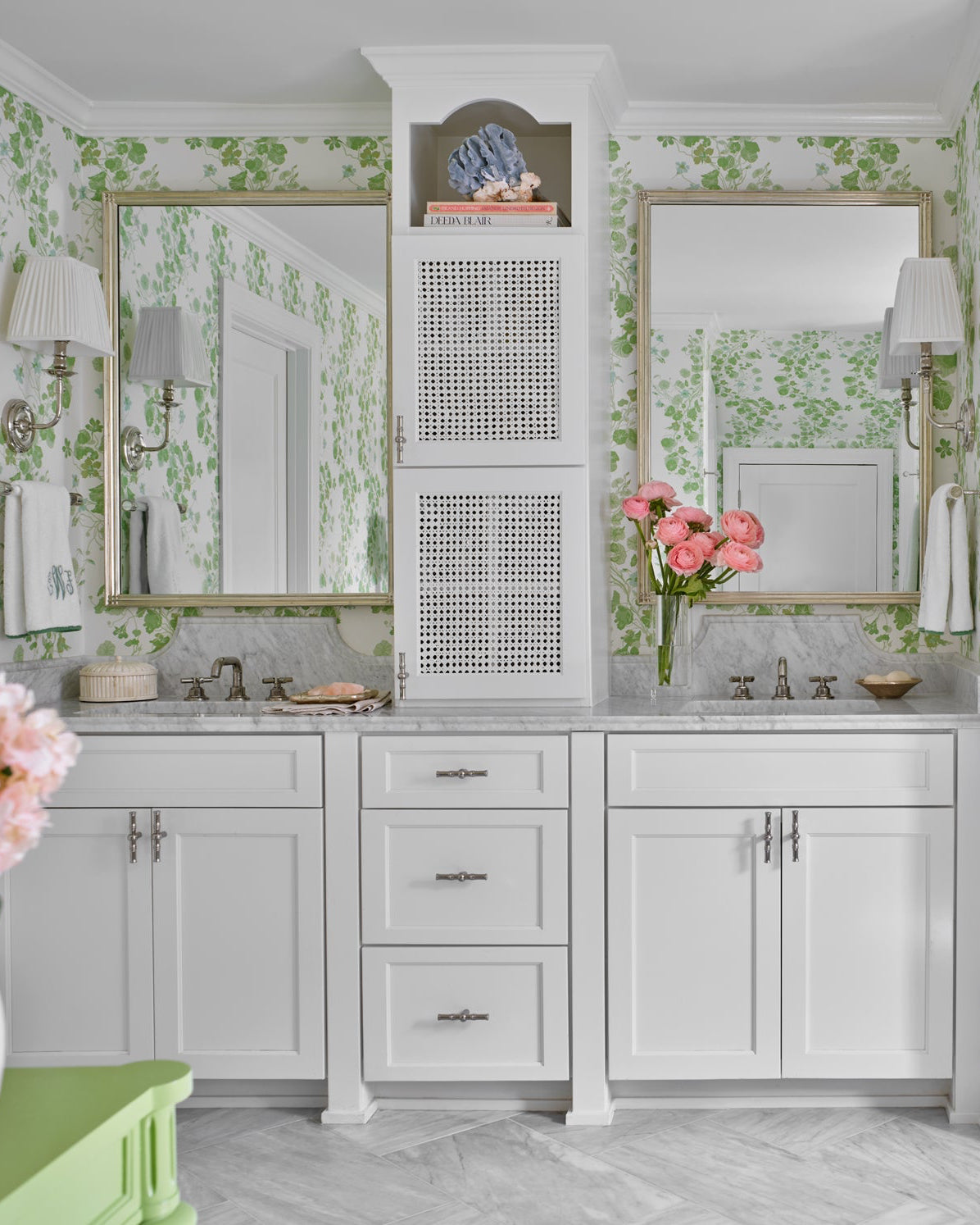 bathroom-hardware-guide