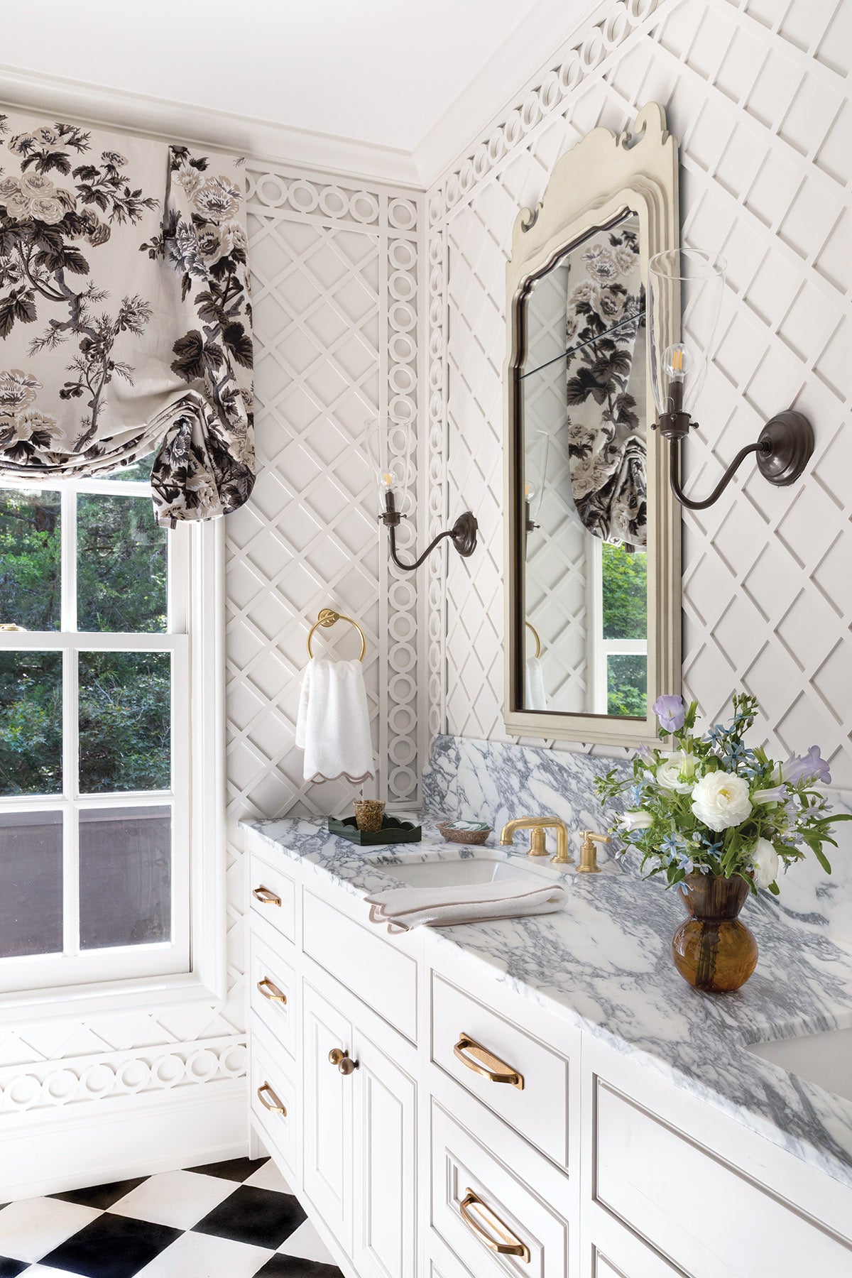 Bedroom & Bath