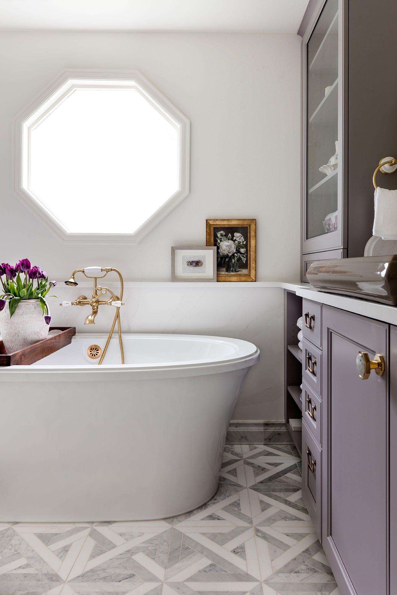 Image courtesy of Kristina Phillips Interior Design. Photography by Lisa Russman.
