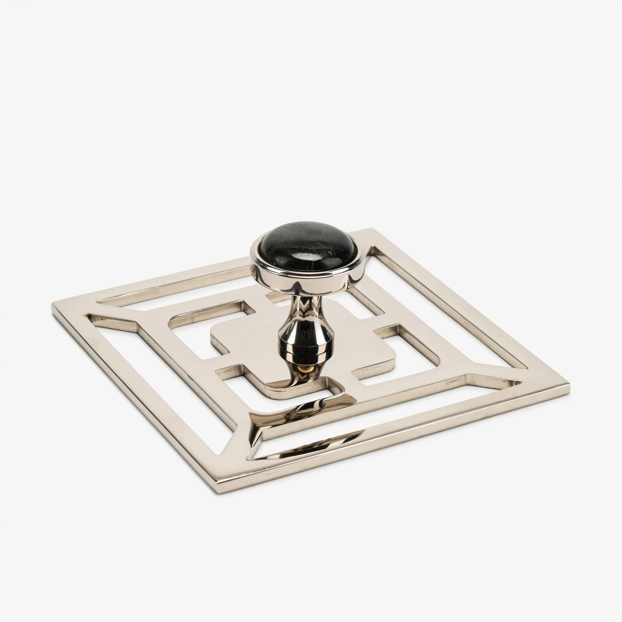 Modern Matter Lane 1.40" Custom Knob w/ Benson 5" Backplate I Modern Matter Hardware Bundled Set