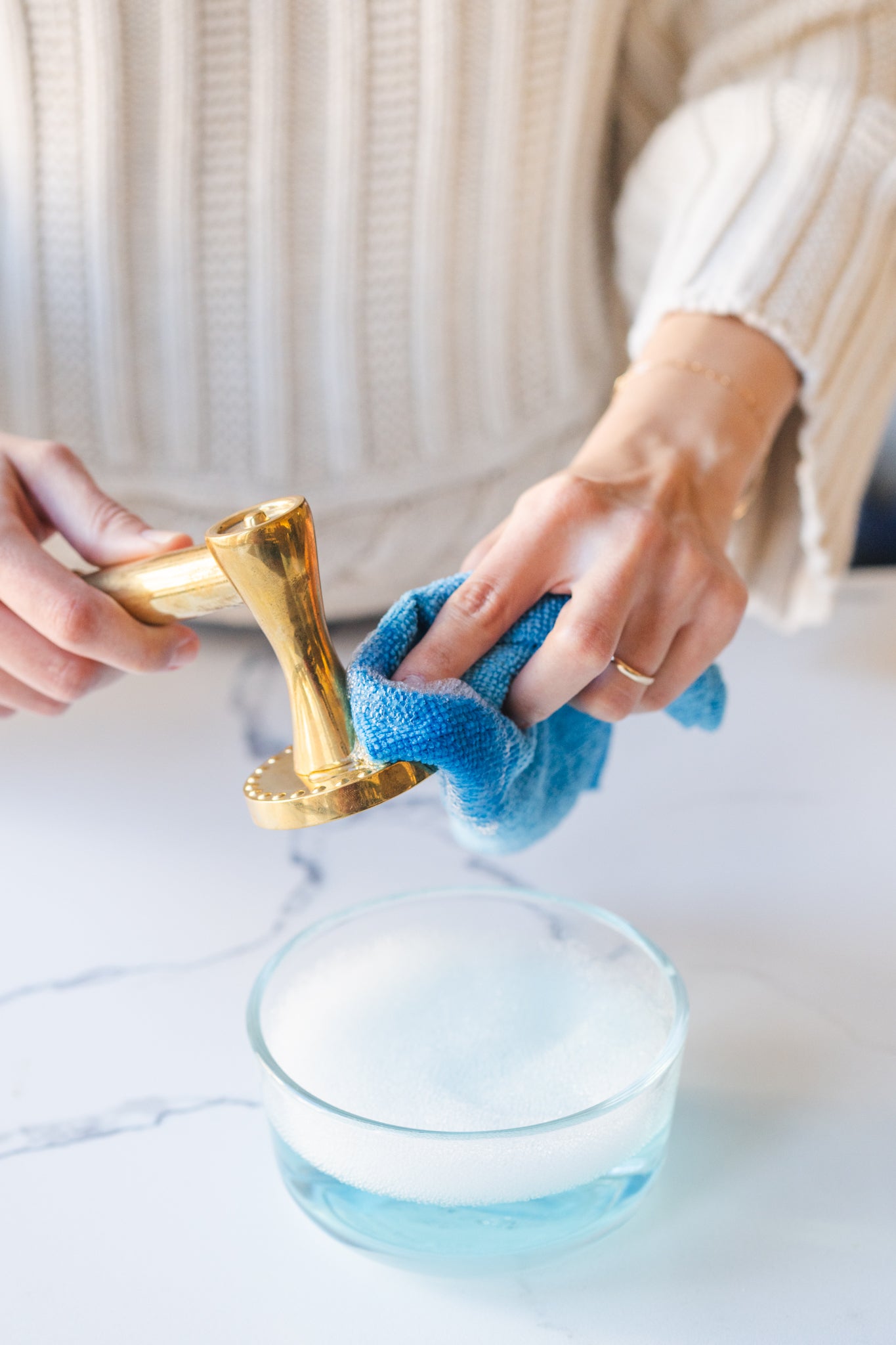 cleaning-brass-hardware