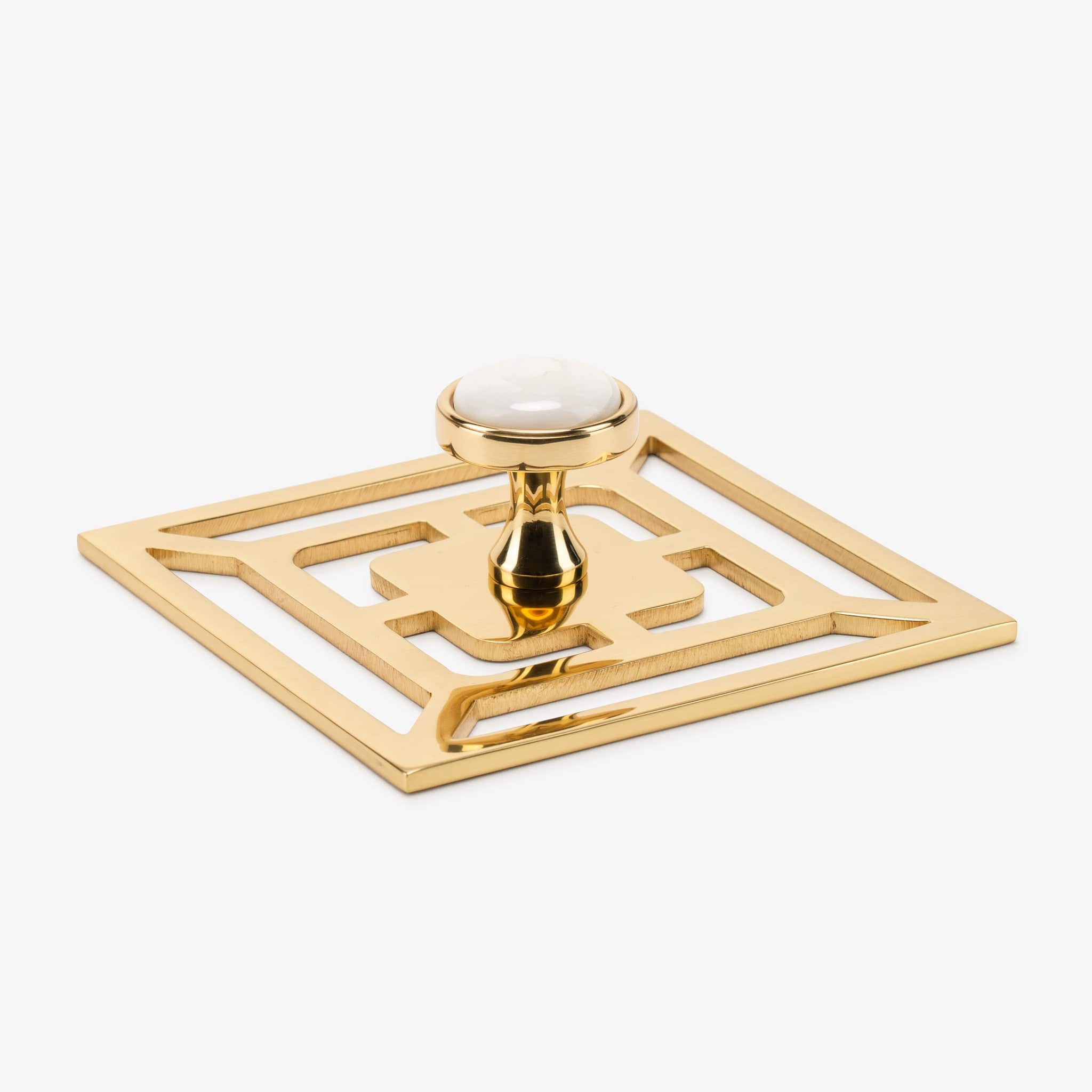 Modern Matter Lane 1.40" Custom Knob w/ Benson 5" Backplate - Polished Brass Bundled Set