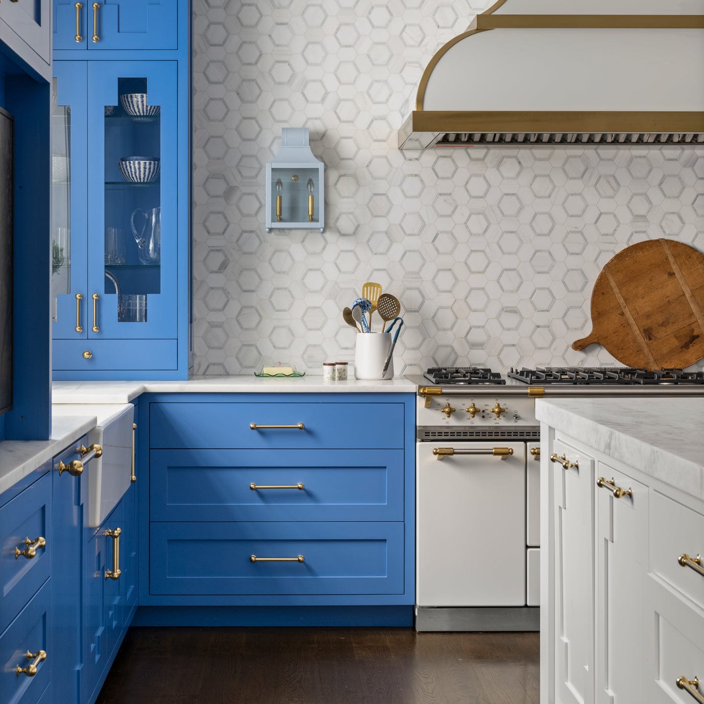 Vibrant Colors and Elegant Design: Inside a Stunning Home Renovation