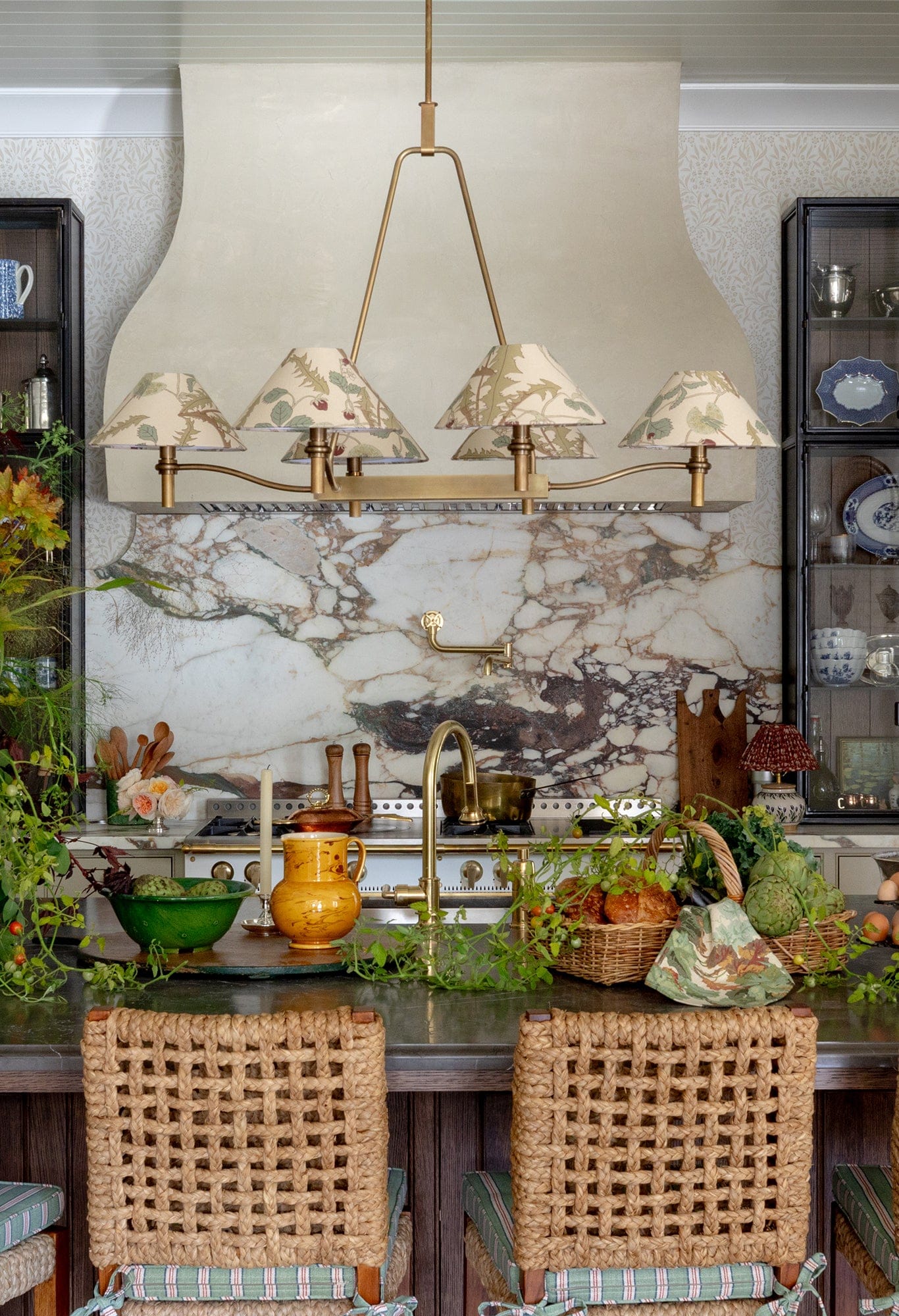 Kitchen and Breakfast Room. Designed by Rachel Halvorson. Photography by Leslee Mitchell photo