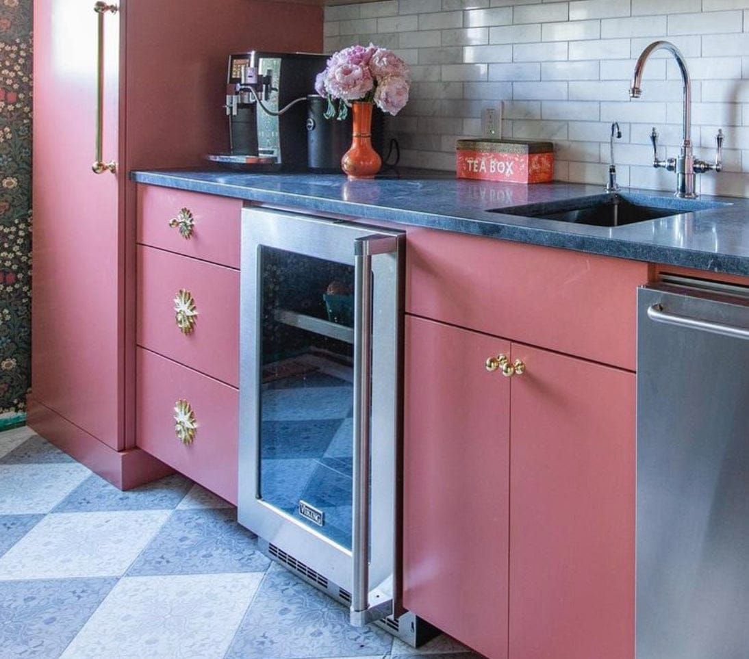 Starburst hardware mimics floor tile