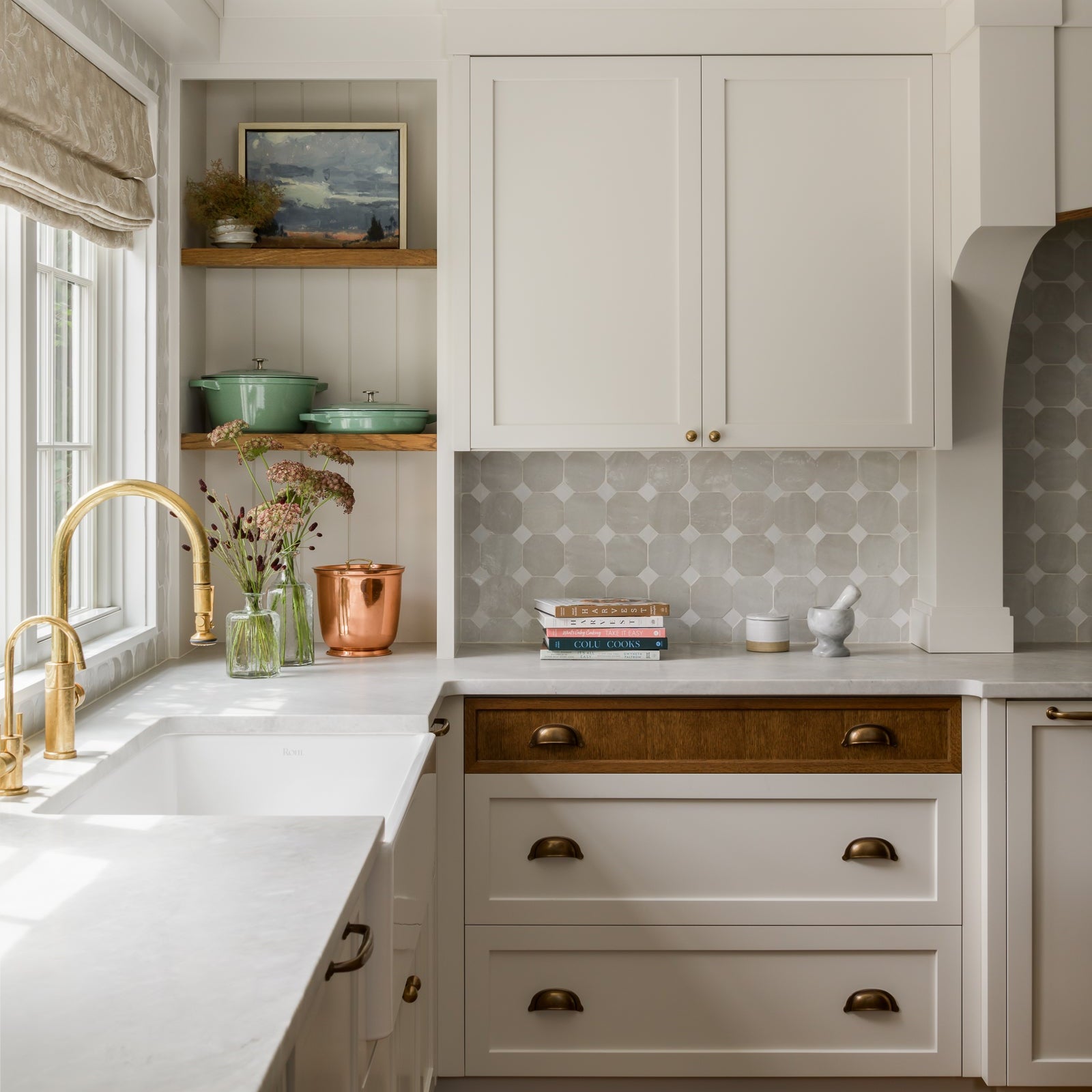 The Ultimate Guide to Cabinet Pulls: Bar, Edge, Cup, and Beyond