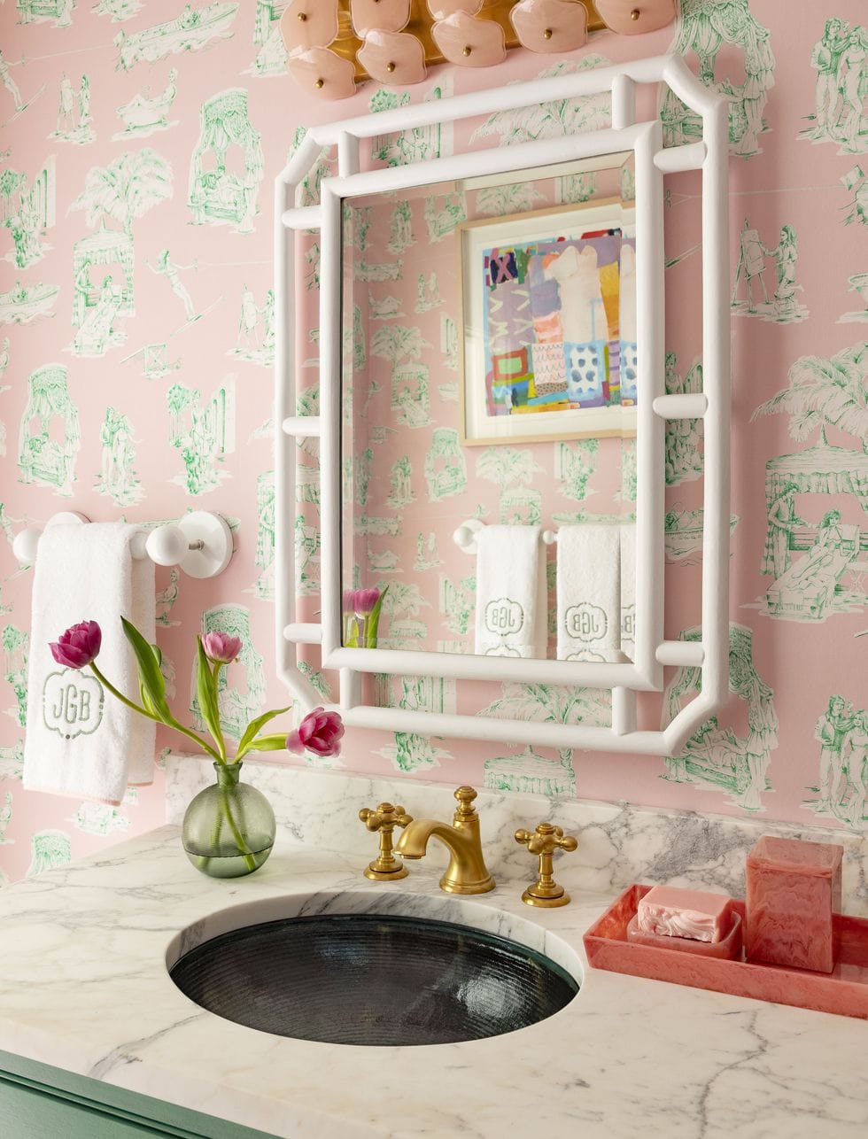 vibrant-studio-apartment