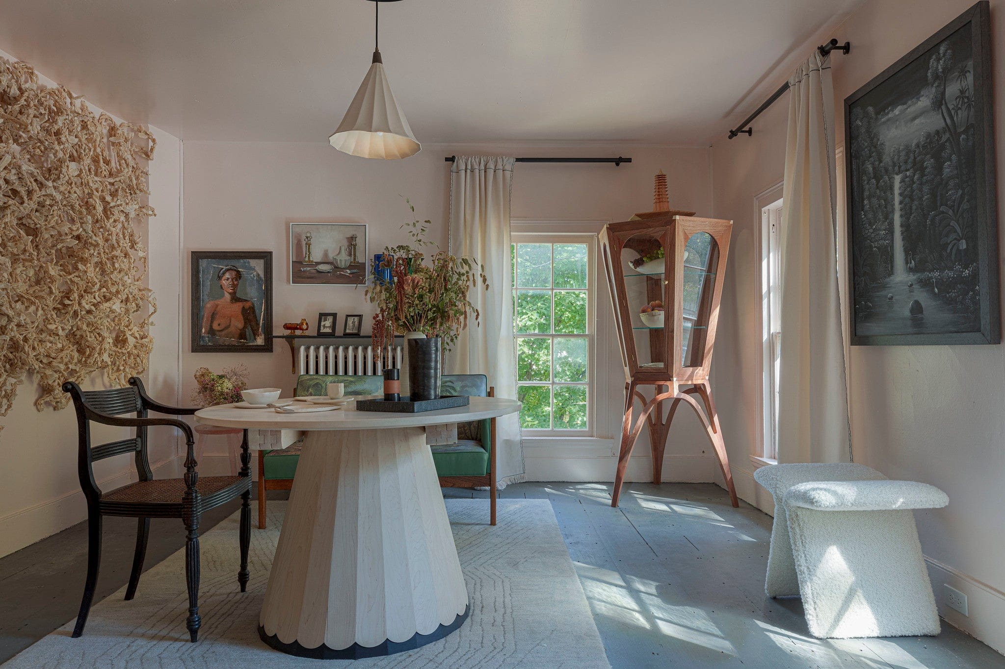 Interior by Damour Drake. Photography by Phil Mansfield